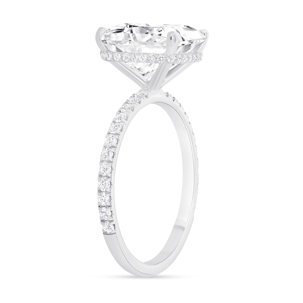 Layla Moissanite